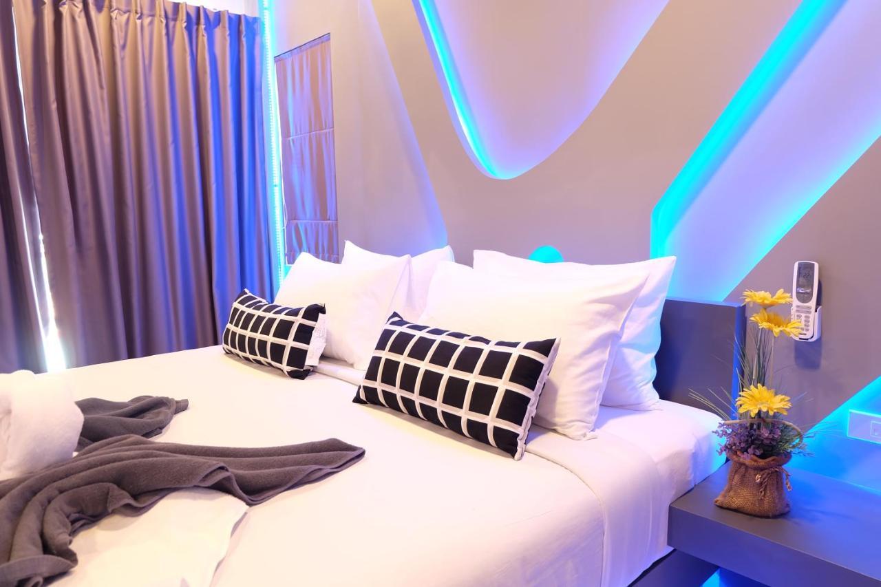 I Am O'Tel Patong Hotell Exteriör bild