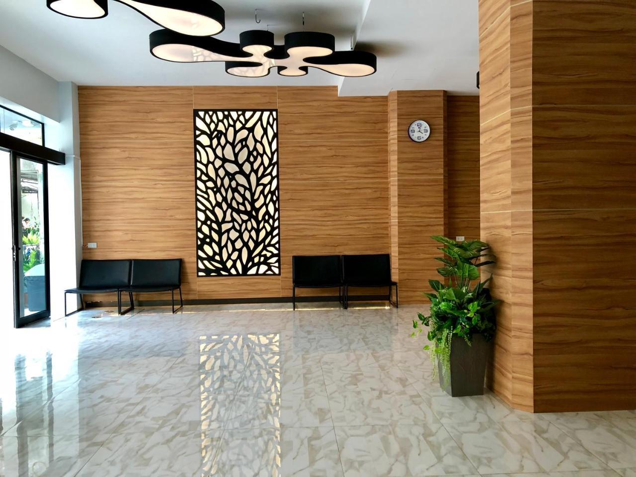 I Am O'Tel Patong Hotell Exteriör bild