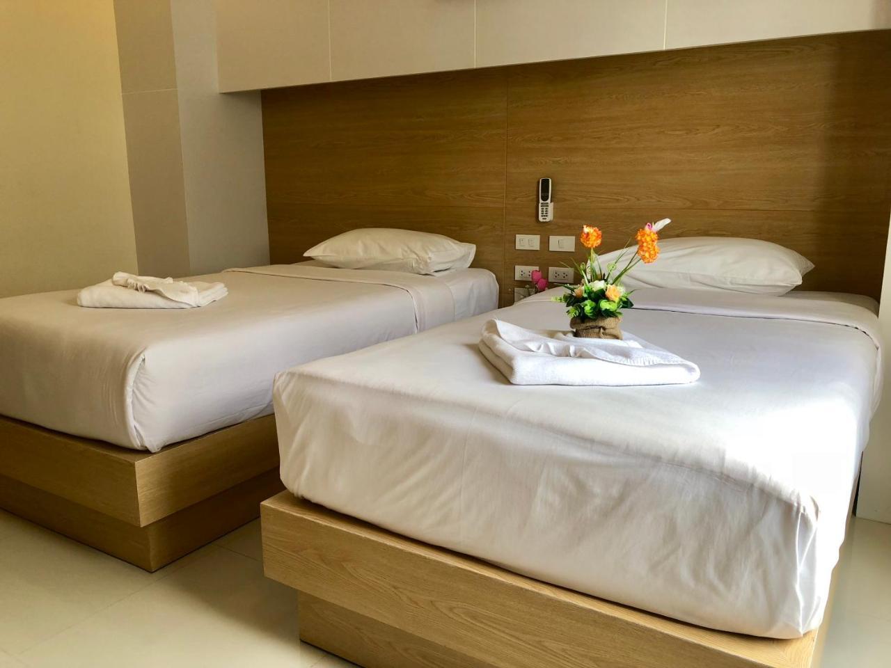 I Am O'Tel Patong Hotell Exteriör bild